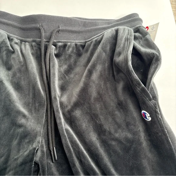 Champion Black Velour Women’s Jogger Sweatpants Large NWT Logo Athleisure - Picture 5 of 8